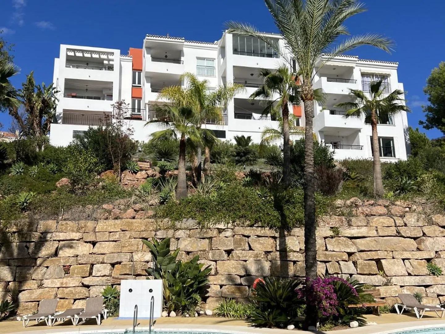 Casa Mila - Luxury 2Br Apartment With Swimming Pool Alhaurin el Grande